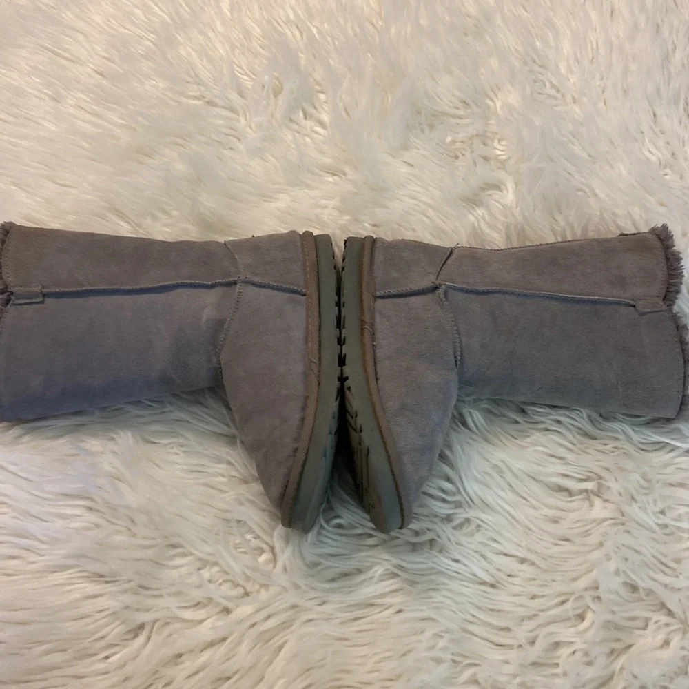 UGG Bailey Boots size W3.5 very good condition see pictures and video